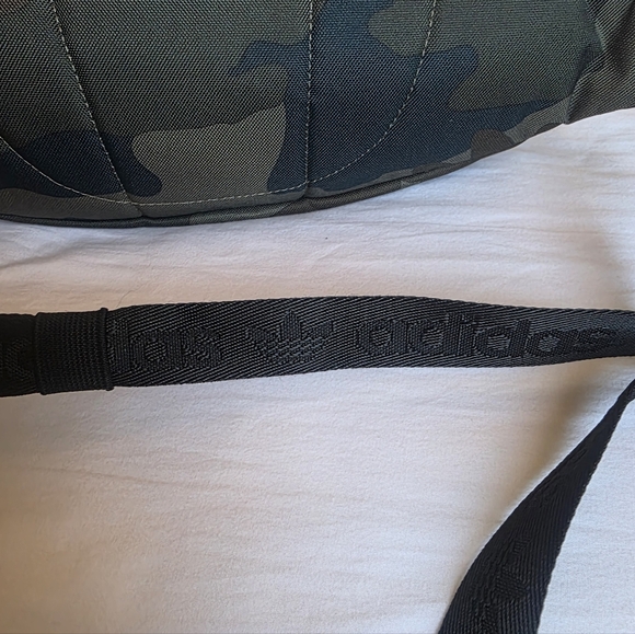 Adidas Camouflage Belt Bag - Black and Orange - Picture 6 of 9